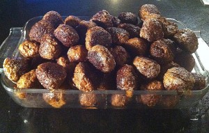 Av vad tillverkar man köttbullar? Foto: Madeleine Lewander